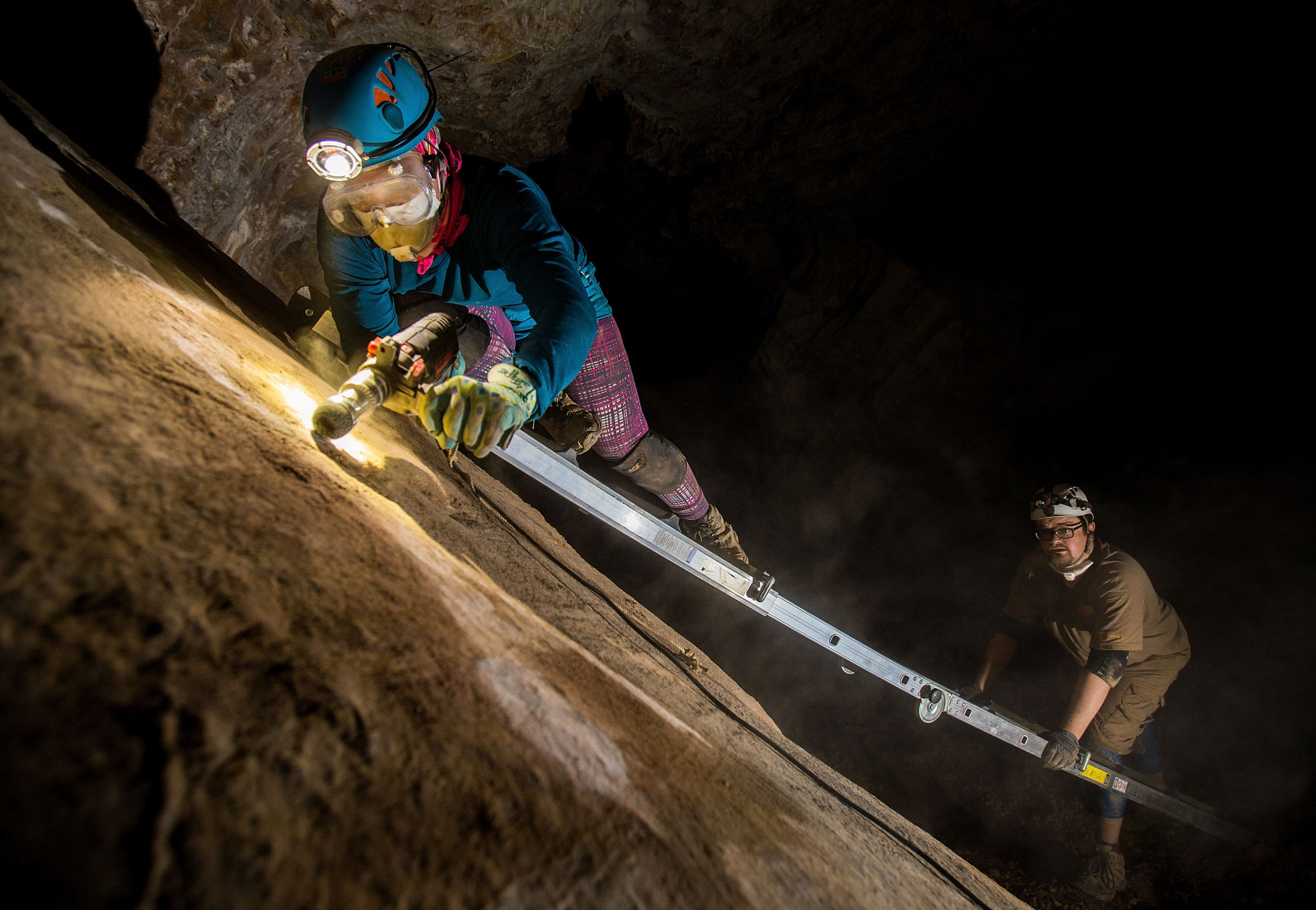 Graffiti clean-up at Peppersauce Cave